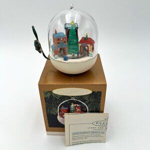 VTG Hallmark Keepsake Last Minute Shopping Light And Motion Magic Ornament 1993